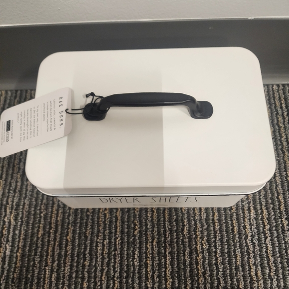 Rae Dunn Dryer Sheets Storage Box with Lid - Picture 6 of 9